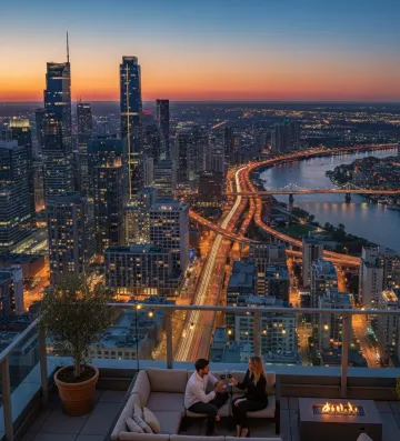 romantic-rooftop-chicago-sunset-view